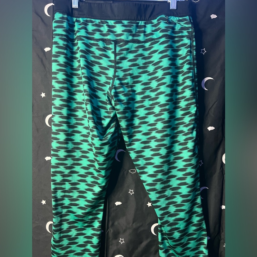 Nike spandex pants capri